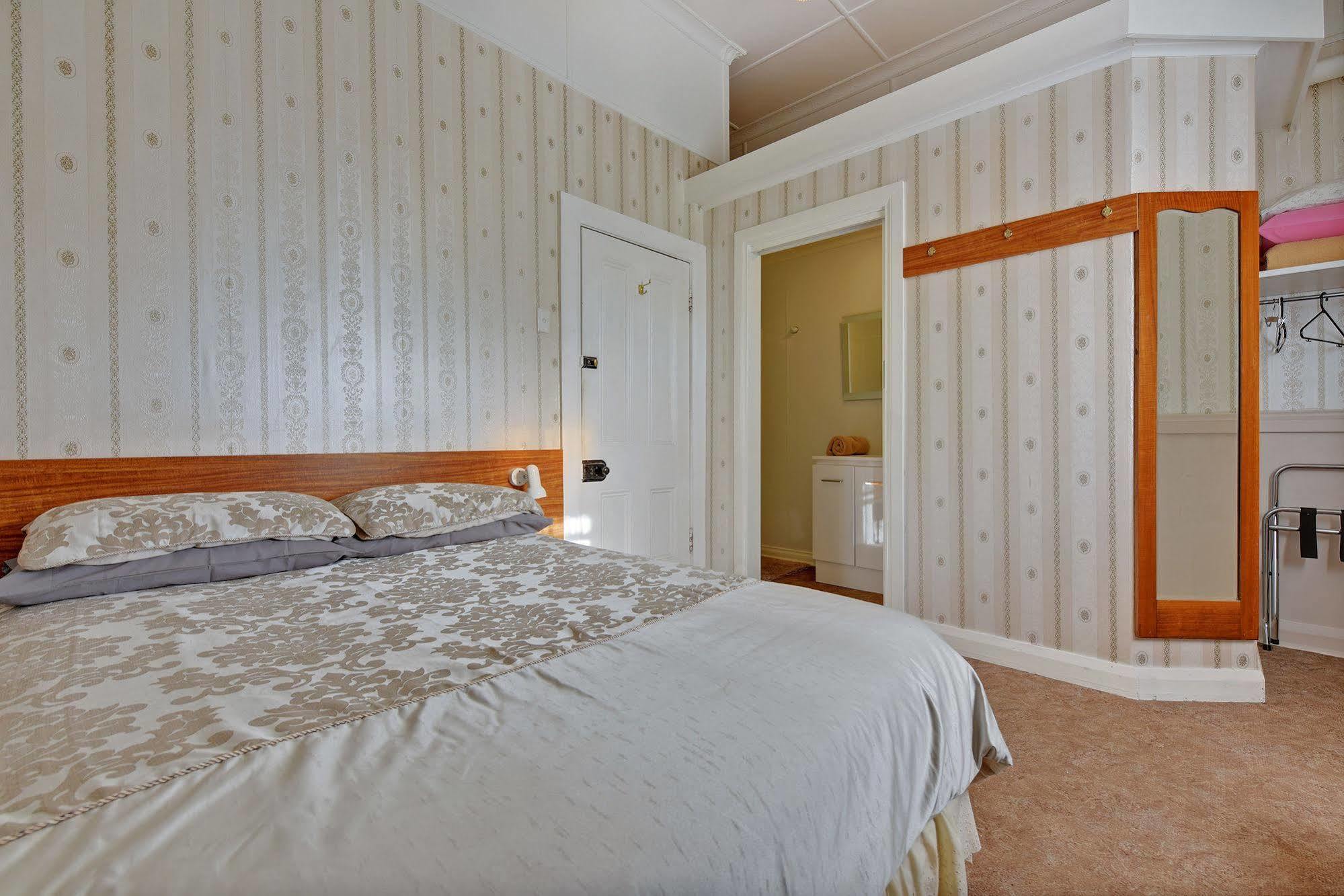 Strahan Wilderness Lodge エクステリア 写真